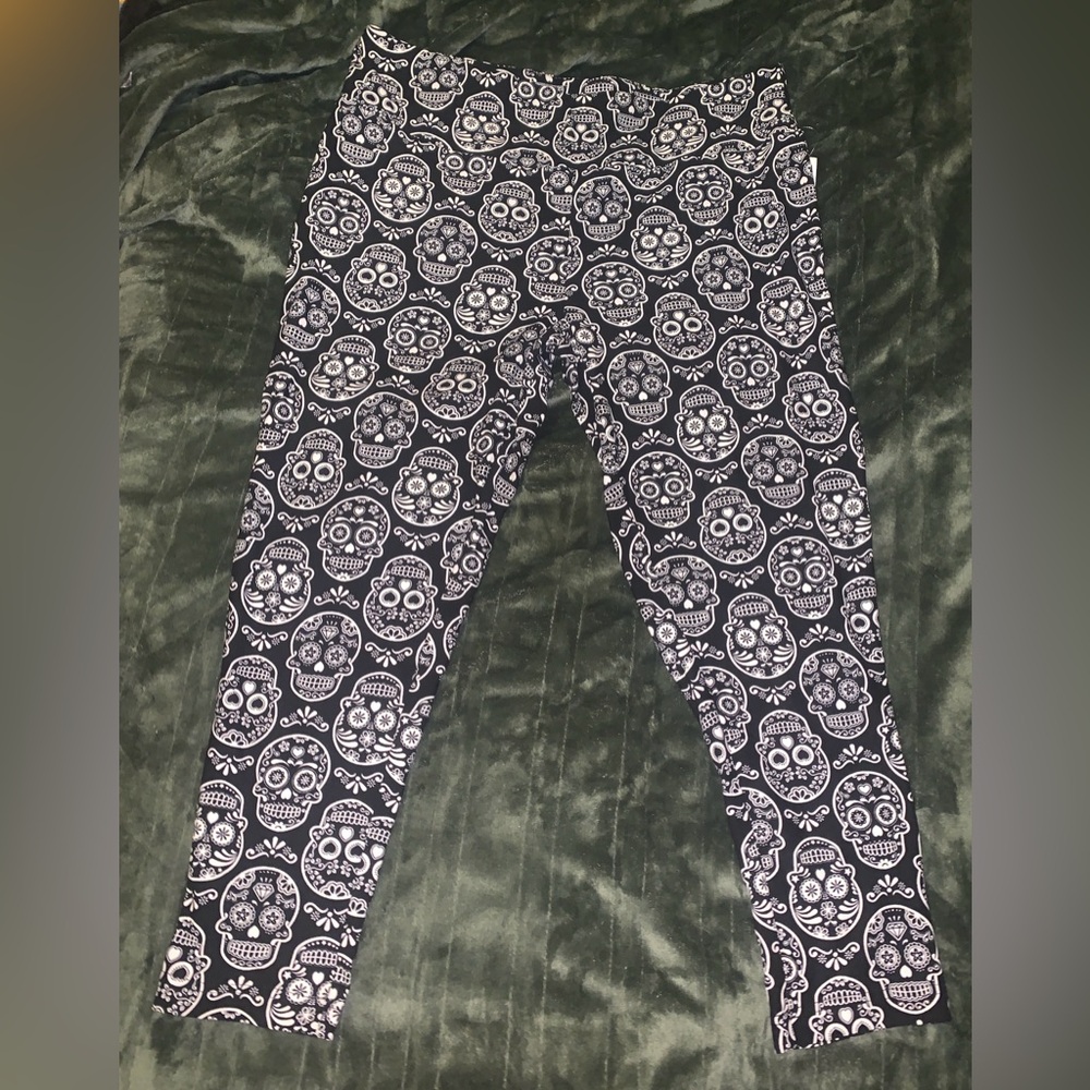 PRINTED LEGGINGS - Picture 2 of 3